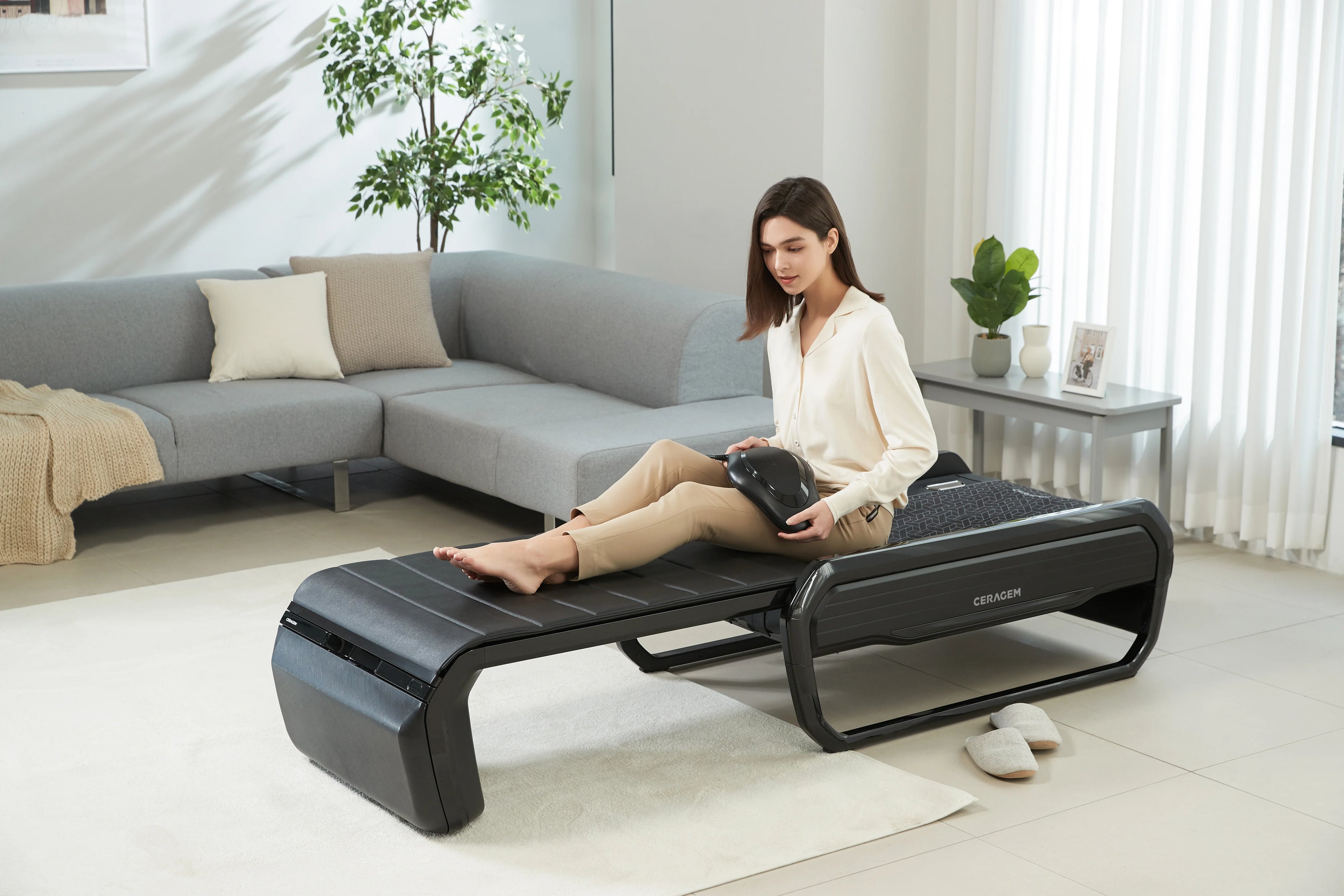 CERAGEM Master V6 Thermal Massage Bed | FDA-Cleared Spinal Therapy Device
