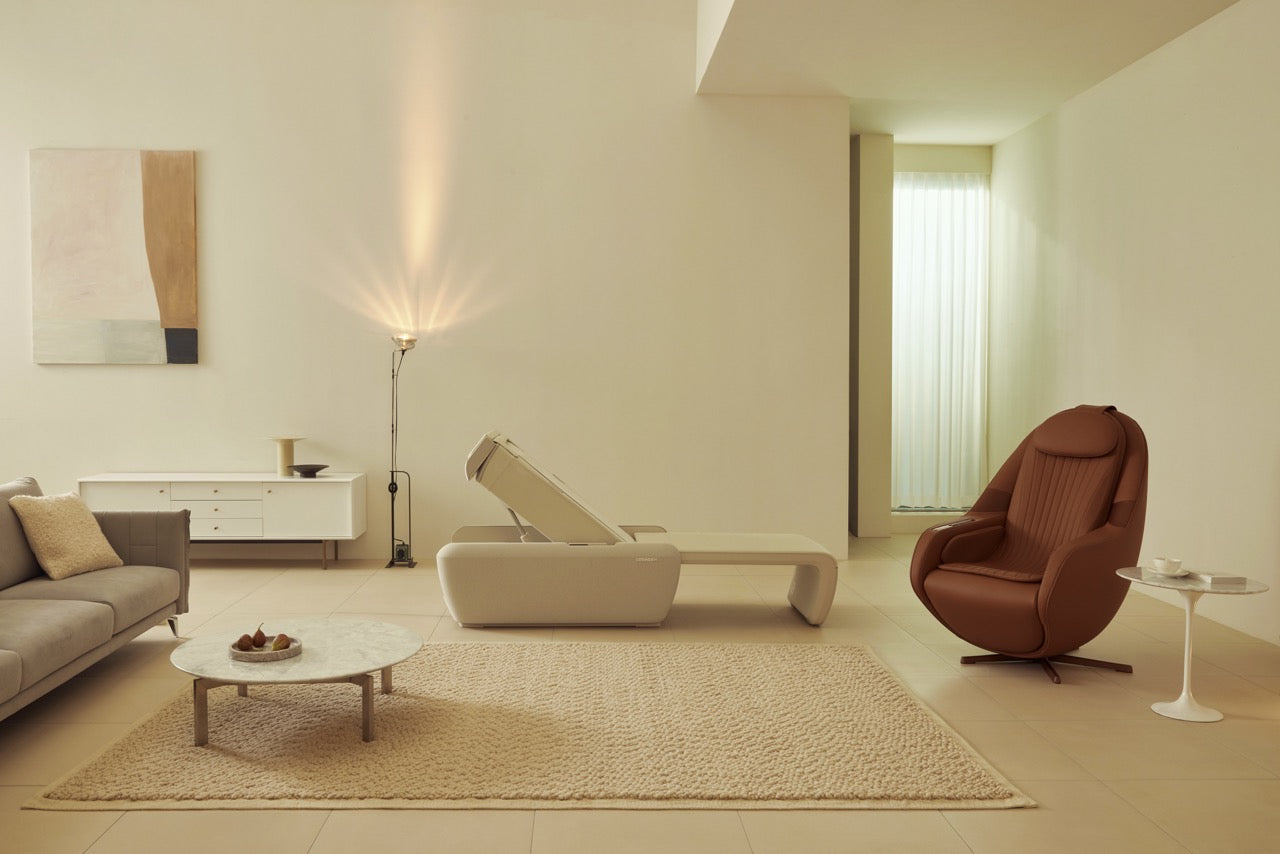 CERAGEM Pause M6 Massage Chair - With Accessories